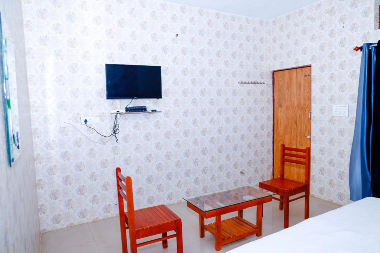 Staymaker Kotian Guest House Madikeri Exteriör bild